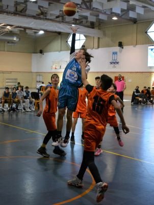 Gran partido de los chicos del INFANTIL B, frente a DR. AZÚA.<br />Fotografía: CB OCTAVUS